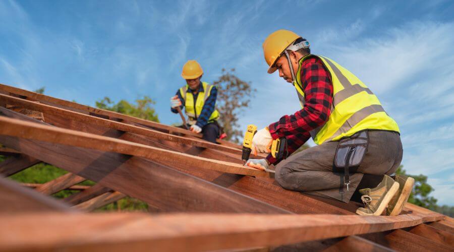 Professional gutter cleaning in Hickman, KY